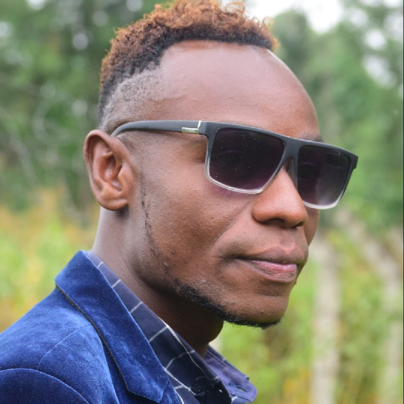 Vero profile picture for @omondi