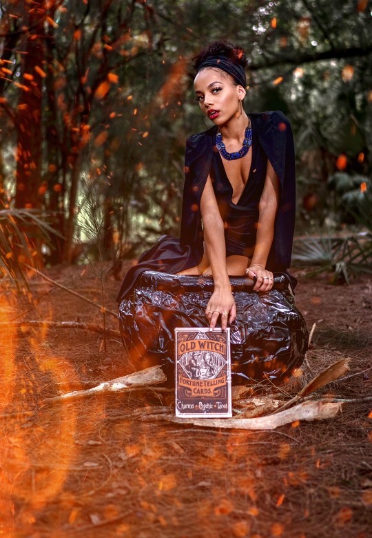 Blessed Be  🔥 
•
•
•
Sony A7iii 35 1.4 
• Model IG: @ taylorkay.official 
•
•
•
•
•
•
•

#FrontView #Forest #Outdoors #Portrait #Autumn #People #girl #beauty #hair #Witch #Halloween #wiccan #fire #couldren #dress #blackdress #creative #flybycam #sony #sonya7iii #35mm14 #35mm