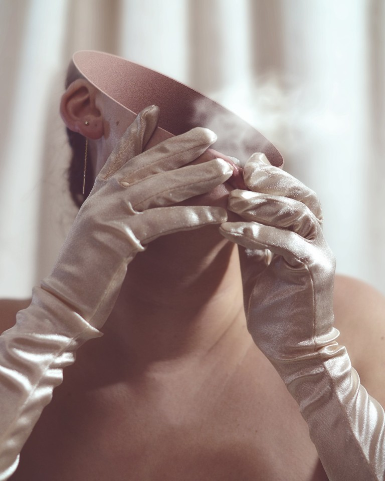 BREATHE
Take my breath away. Steal it from me so I can't get it back.
#creativejanuary #raw_edit #selfportraitartist #selfportait #surreal #surrealart #femaleartist #picoftheday #digitalart #Portrait #photography #photoshop #nikon #andoidamy #humangang