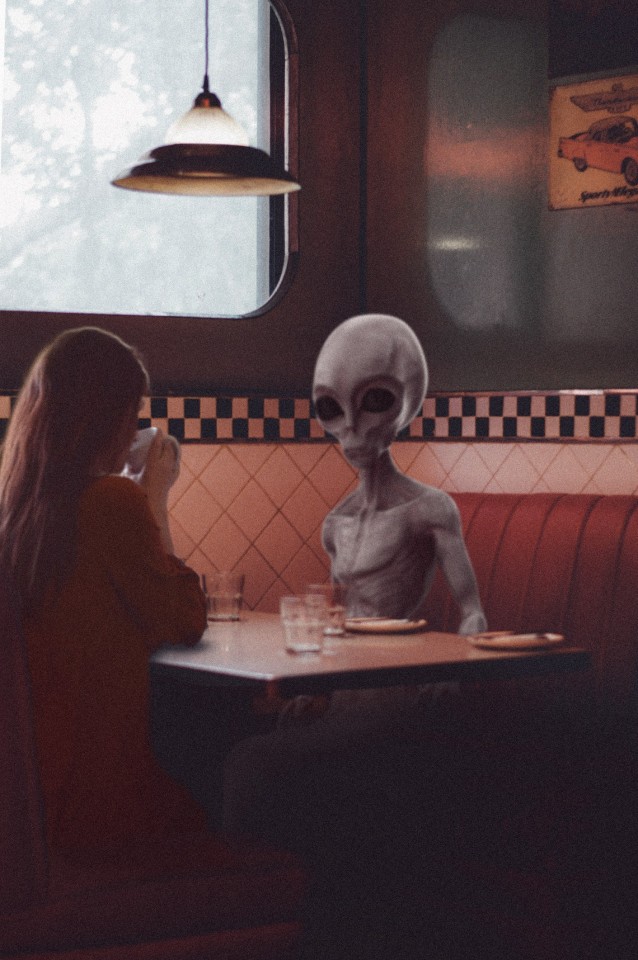 The small talks, chats of life, their differences, their experiences, all so foreign and all so eagerly fascinating...
#alien #coffee #diner #andoidamy #coffeedate #ufo #alien_art #raw_edit #selfportraitartist #selfportait #surreal #surrealart #femaleartist #picoftheday #digitalart #Portrait #photography #photoshop #nikon #andoidamy #humangang