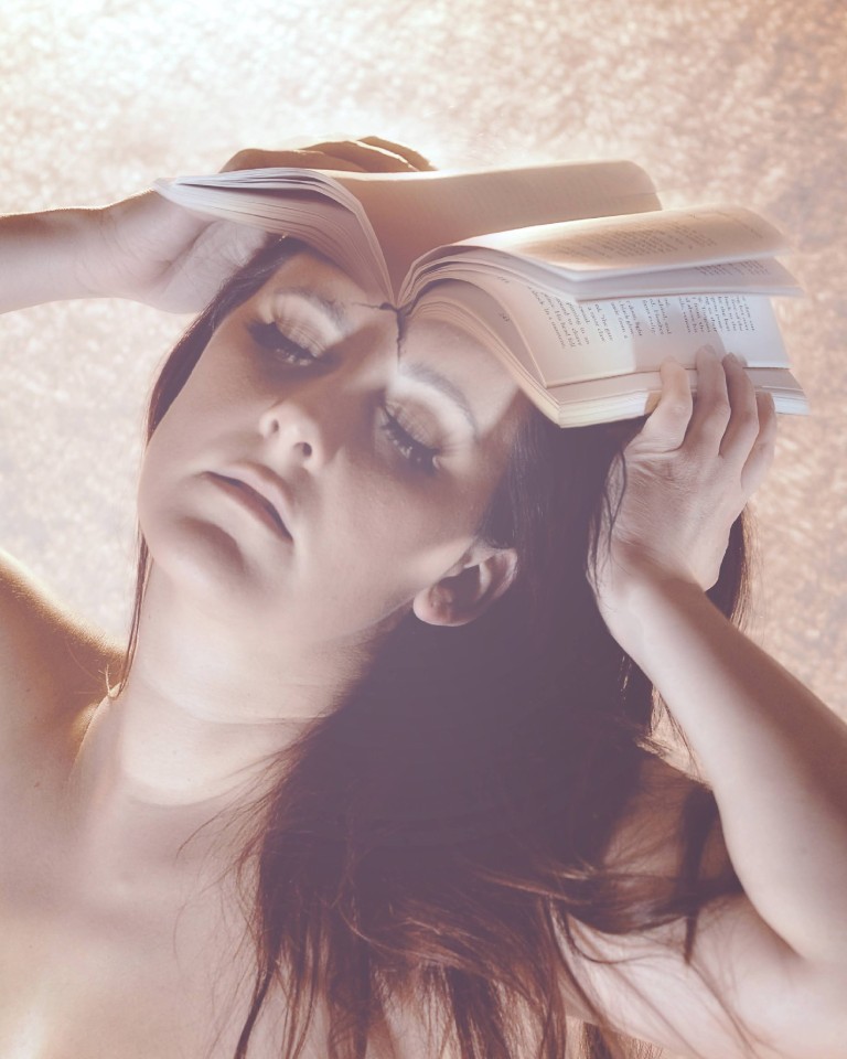 STORIES
You don't have to dream it all, just live a day
#creativejanuary #raw_edit #selfportraitartist #selfportait #surreal #surrealart #femaleartist #picoftheday #digitalart #Portrait #photography #photoshop #nikon #andoidamy #humangang