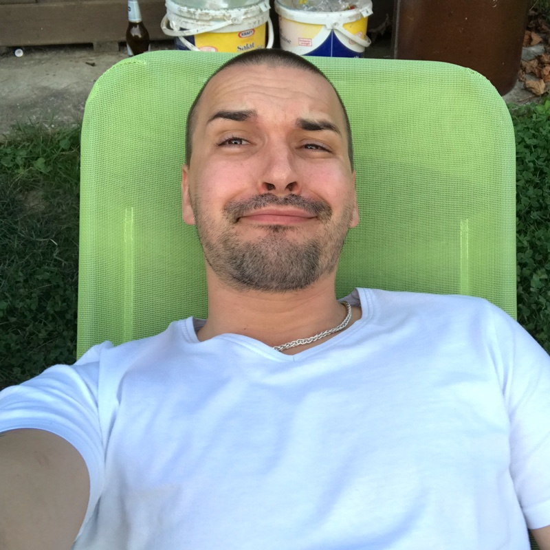 Vero profile picture for @giuliano