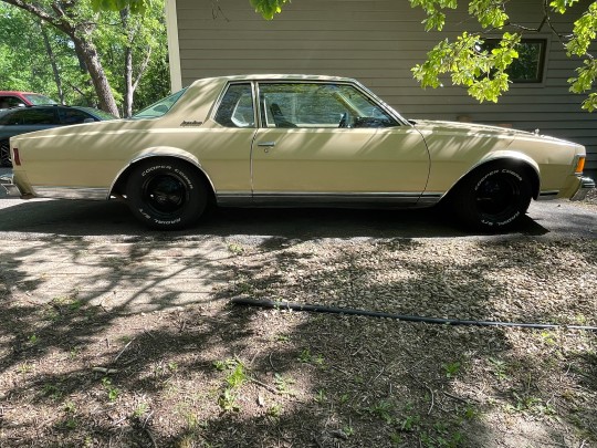 Was finally able to get the wheels on after powder coat. Came out better then expected 

#Car #Vehicle #MotorVehicle #projectcar #cannonballrun
