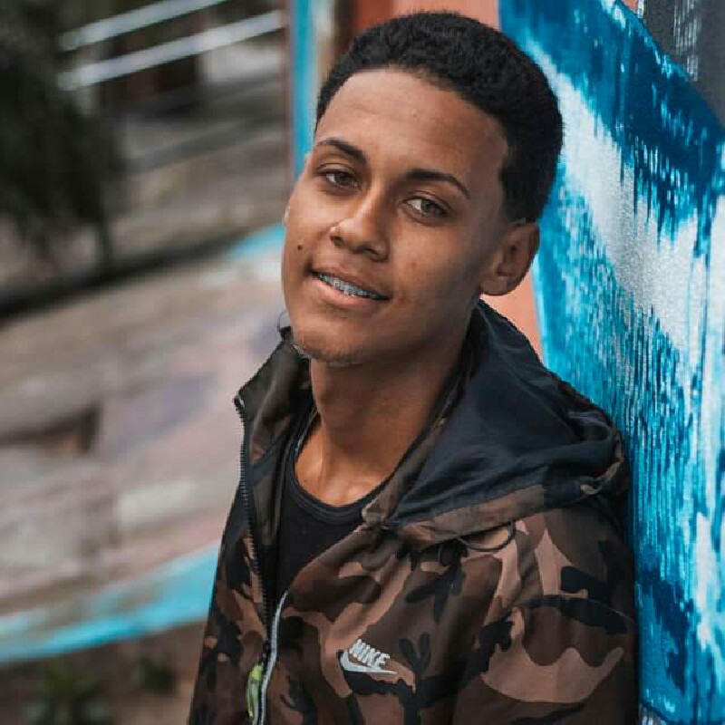 Vero profile picture for @peralta