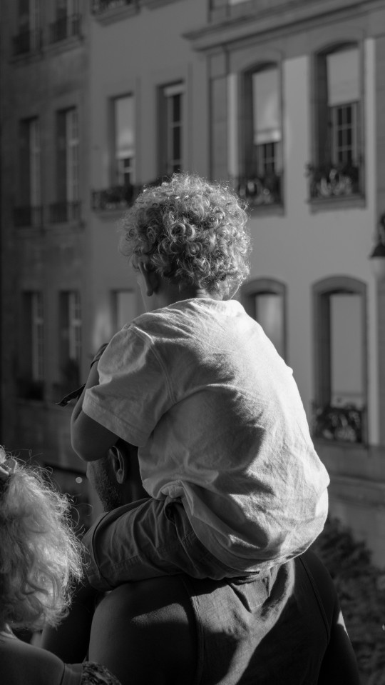 Enjoying the show

Canon EOS R, ISO 320, 65mm, f/6.3