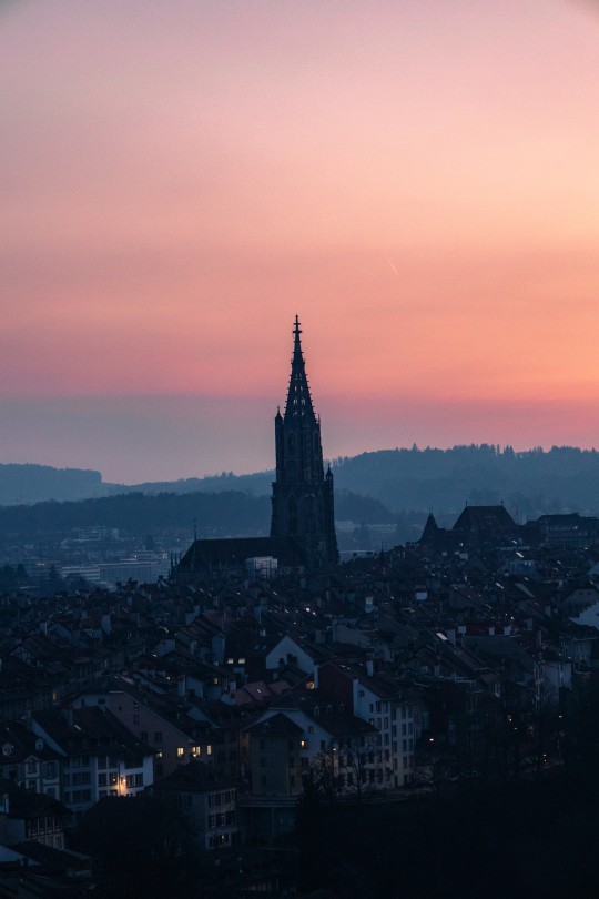 One of the most beautiful views in Bern.

Canon EOS R, 24-105mm, f/7